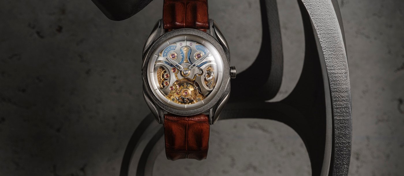 Holthinrichs Watches Ornament Nouveau with own movement