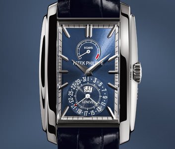 REF. 5200 GONDOLO 8 DAYS, DAY & DATE by Patek Philippe